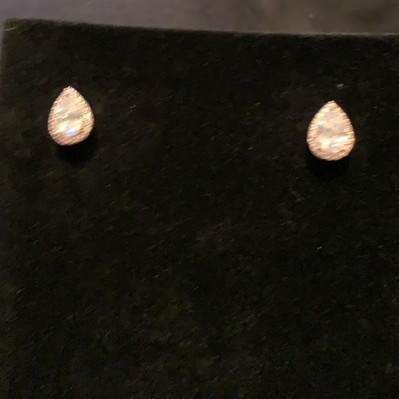 PAJ Tear Drop Necklace/Earring Set Rose Gold - Picture 3 of 8